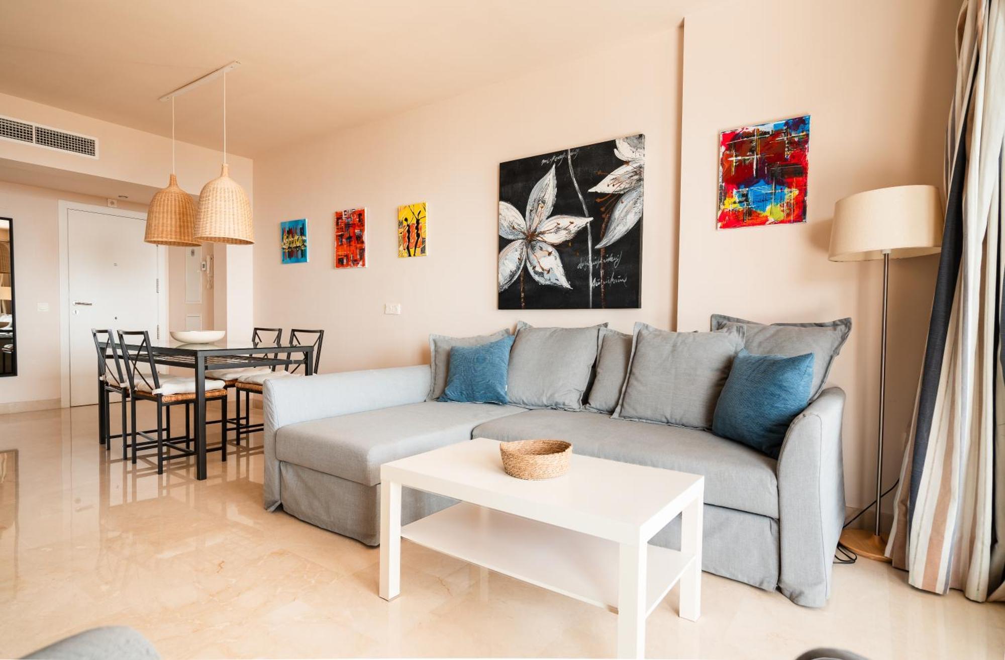 Apartamento De Lujo Con Impresionantes Vistas Al Mar En Costa Torrox