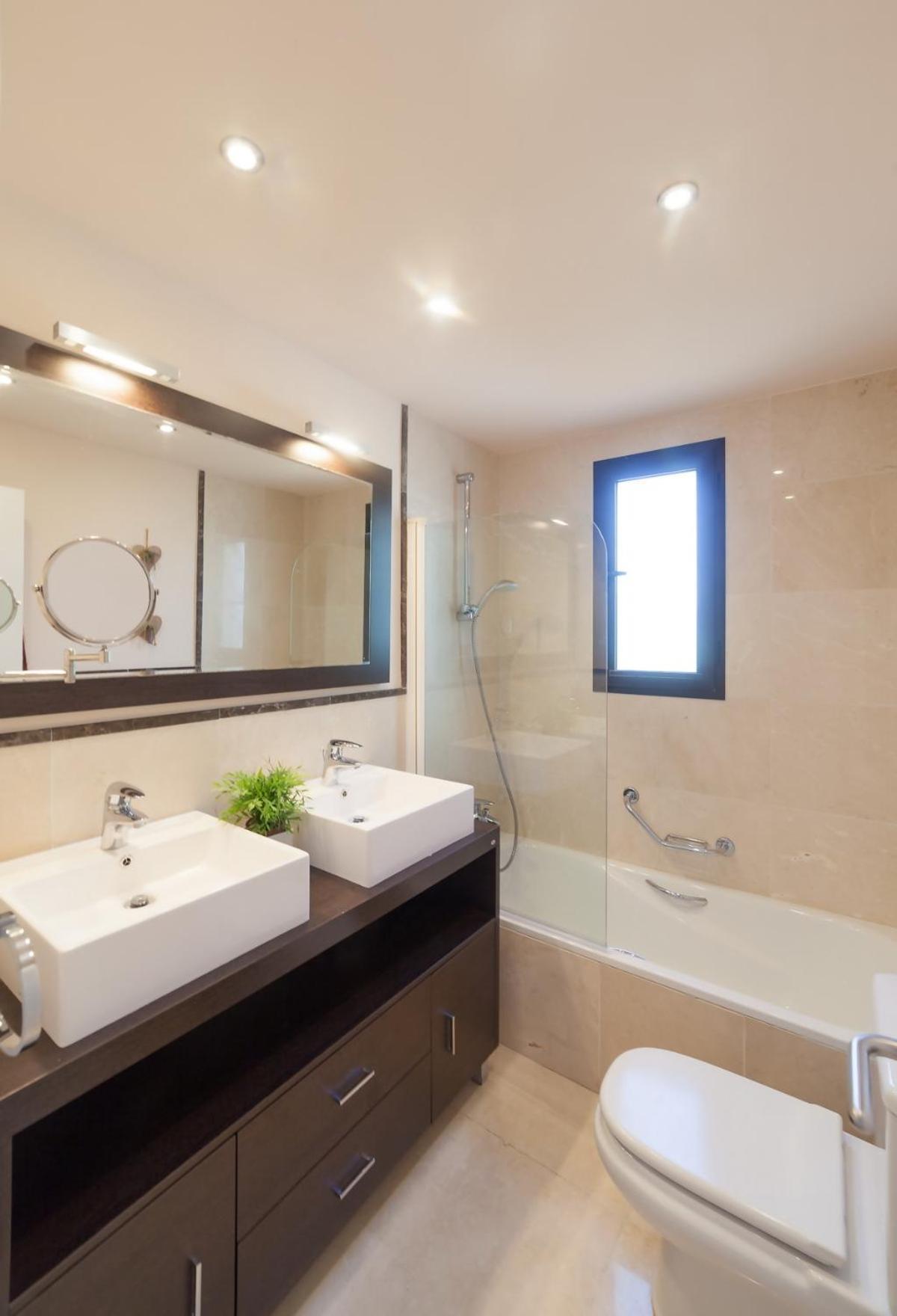 Apartamento De Lujo Con Impresionantes Vistas Al Mar En Costa Torrox